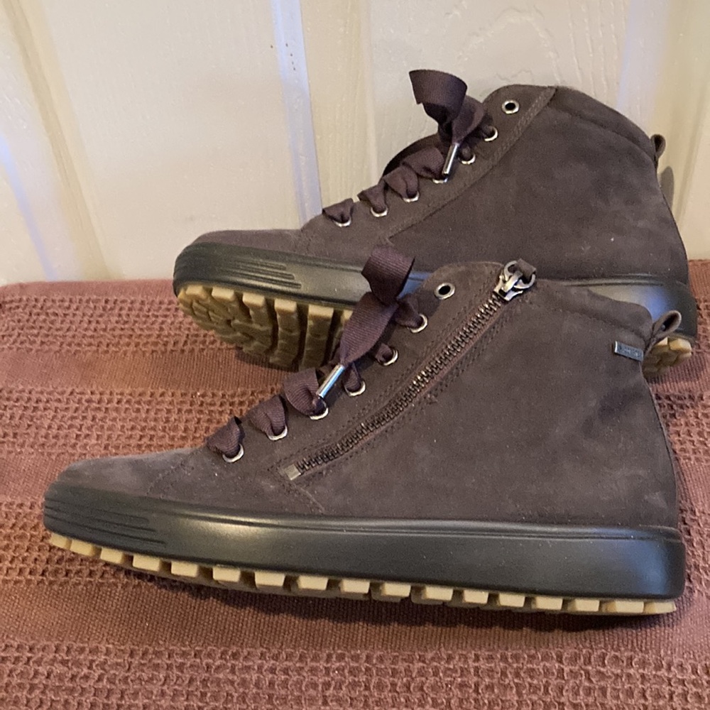 Euc Ecco Boots - image 5